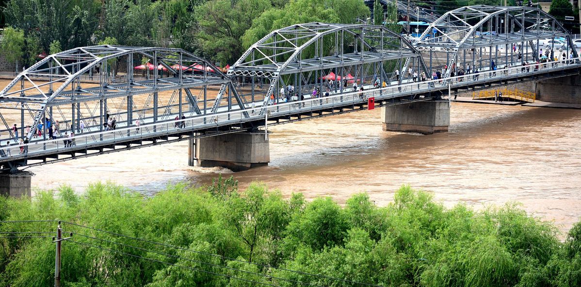 黄河遇今年第1号洪水 黄河兰州段接近警戒水位