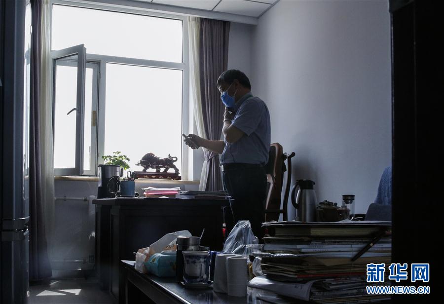 （健康）（11）向生命致敬 向医师致敬（二）：中西协作 护佑生命——记北京中医医院刘清泉