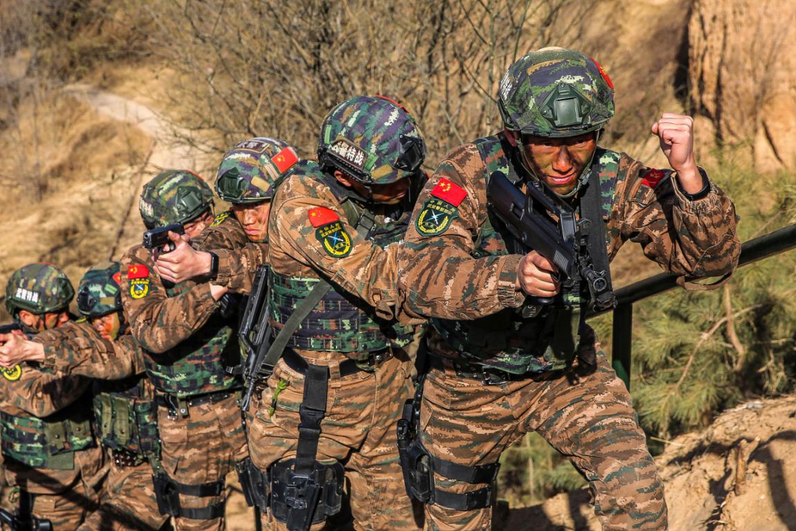 养兵千日用兵一时镜头直击特战队员实战化训练