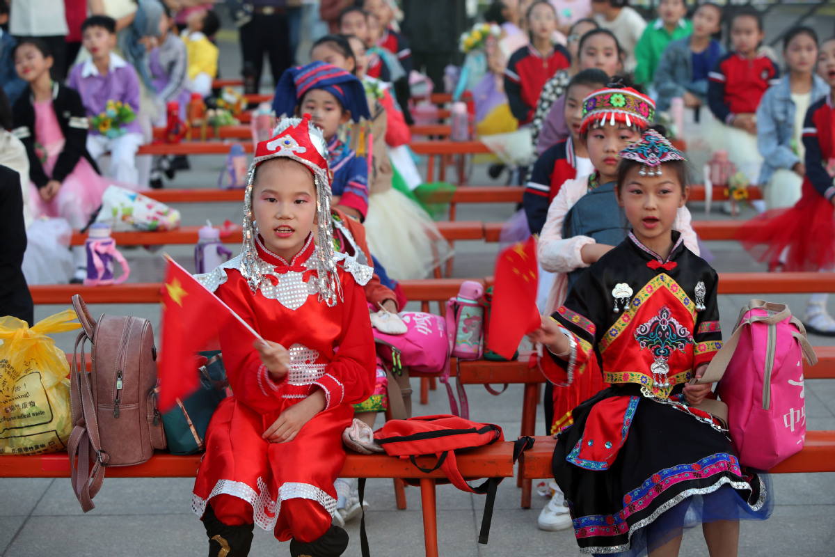 山东寿光举行大合唱比赛庆祝中共建党百年