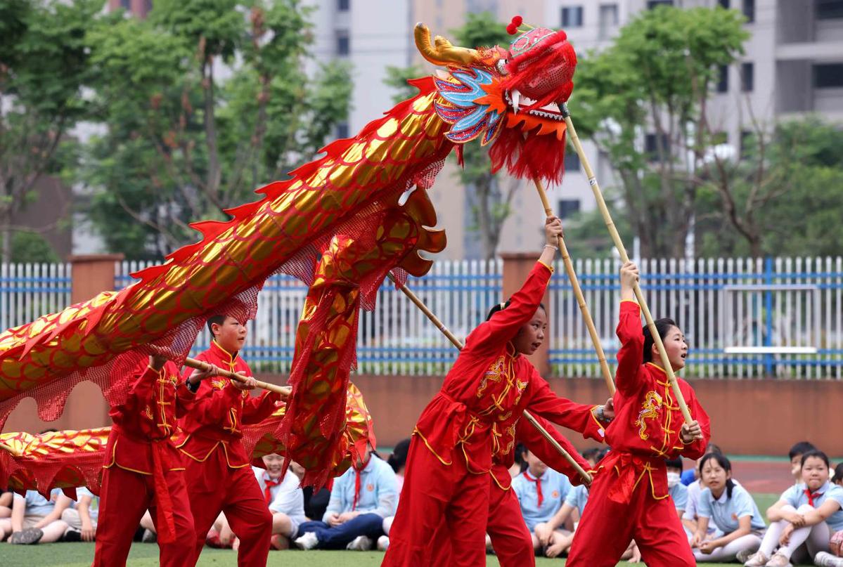 合肥瑶海:迎端午祝安康 小学生把长龙舞起来