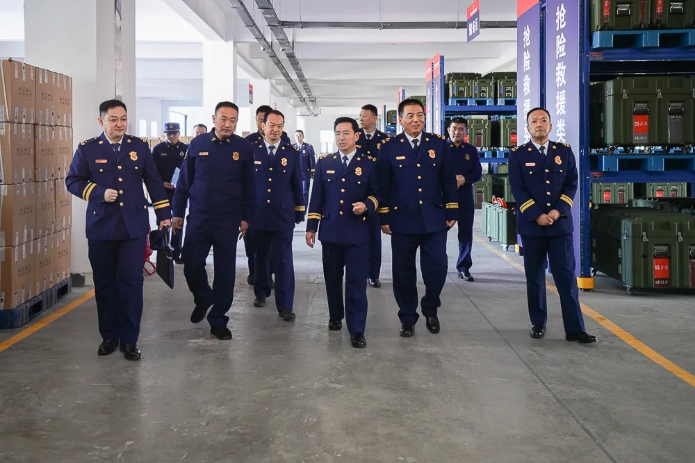 新疆消防总队主官赴基层支队调研指导工作