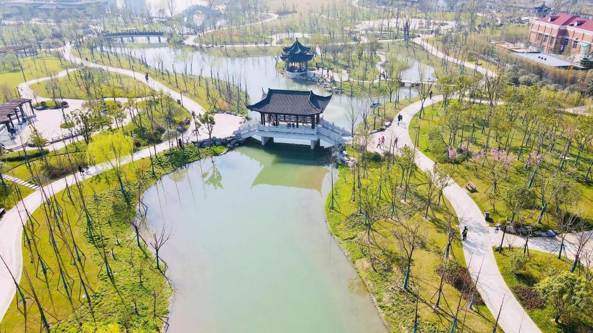 杭州大城北最大中央水景公园桃花湖公园迎来试开园