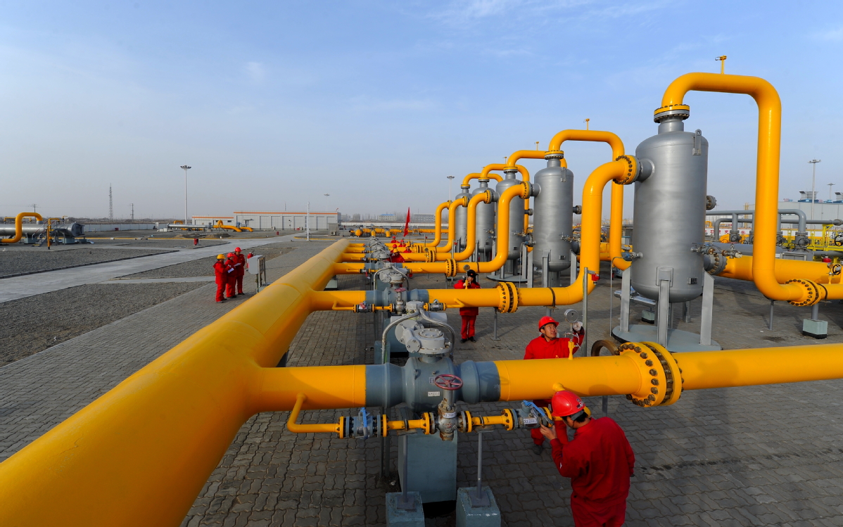 平稳供气18年惠及下游4亿人塔里木油田向西气东输供气突破3000亿