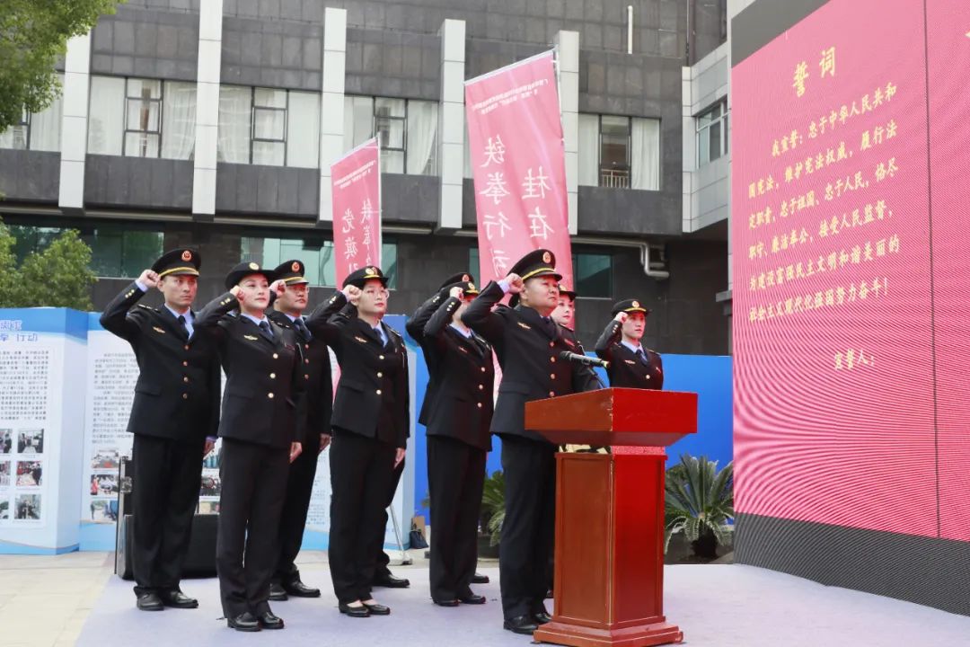 自治区党委政法委,高级法院,检察院,公安厅,司法厅相关负责人应邀出席