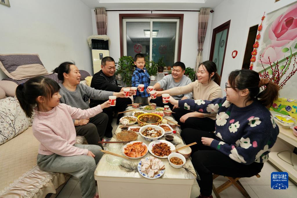 春回大地萬象新——各地群眾歡歡喜喜過大年