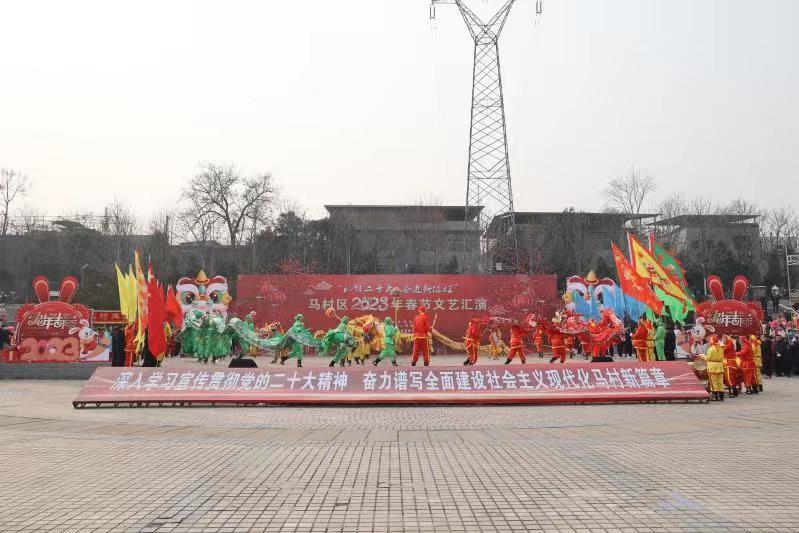 活动并致辞,区委副书记,区长王婕,区领导康春生,张文靖,申松奇,秦广东