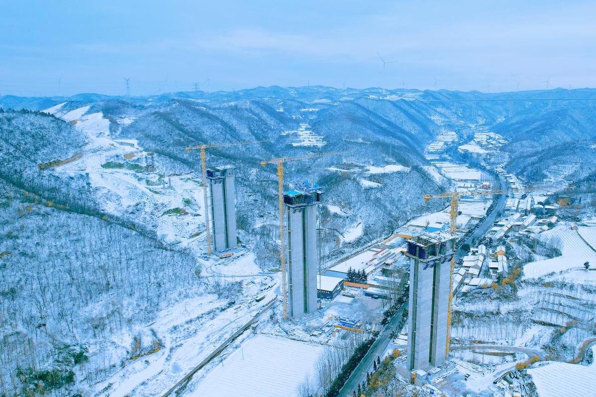 太行山高速隧道图片