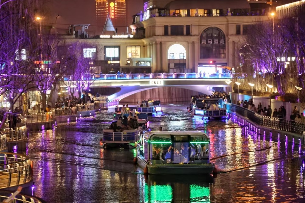 北京亮马河开启2024年首航 沿河文明经济带再升级