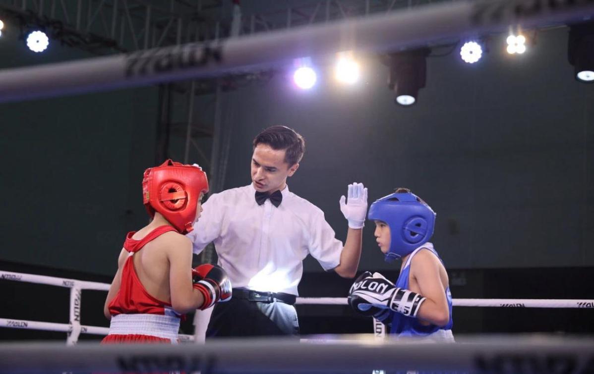 用"拳"力以赴定义热辣滚烫的青春 —中哈青少年拳击交流活动在新疆