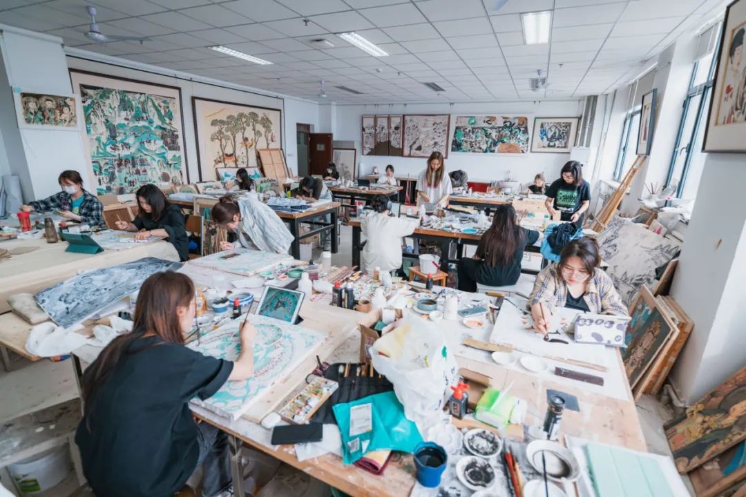 西北大学艺术学院美术学专业开设的社会实践必修课程——《汉唐壁画