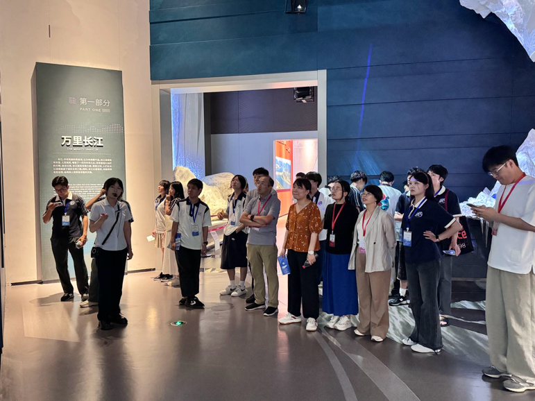 中日高校联合开展长江流域资源调查 共探渔业可持续发展路径(图2)