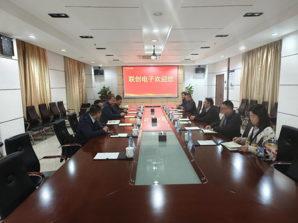 中国进出口银行江西省分行党委委员、副行长赵亮一行到南昌高新区调研